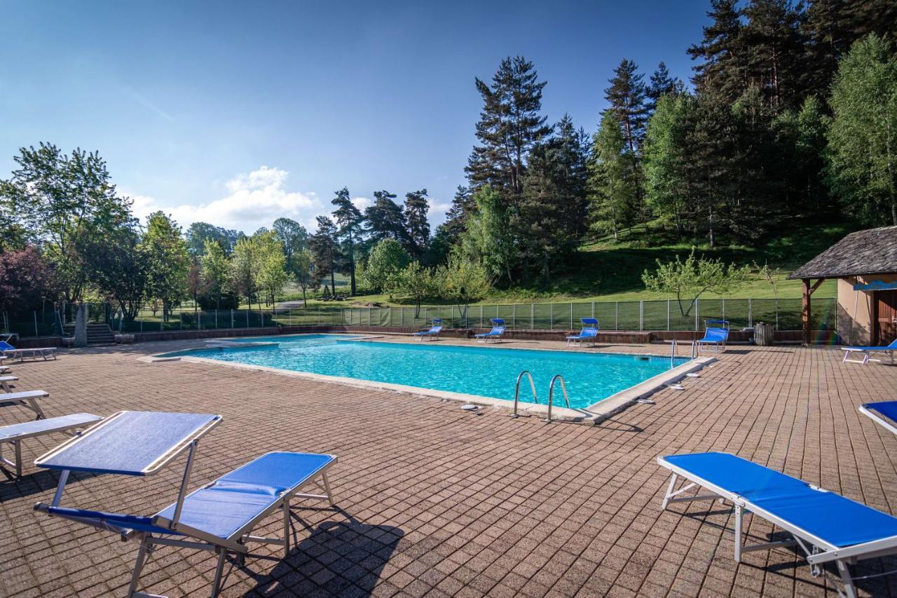 Fournels Les Hameaux De Lozere Sure Hotel Collection By Best Western מראה חיצוני תמונה