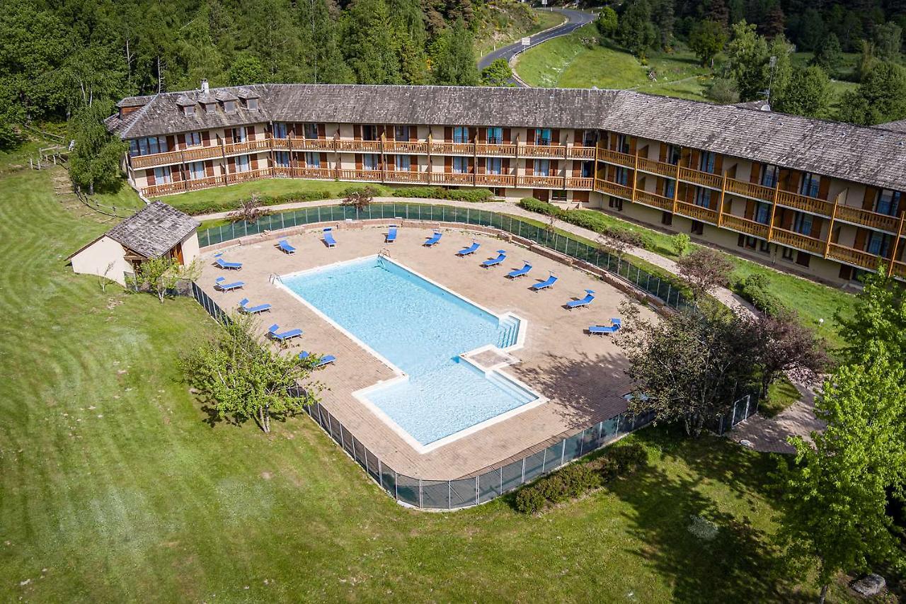 Fournels Les Hameaux De Lozere Sure Hotel Collection By Best Western מראה חיצוני תמונה