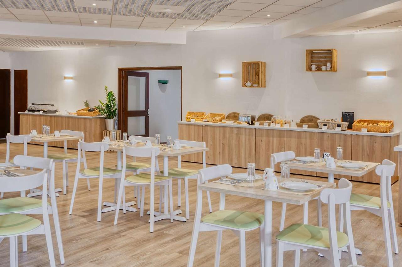 Fournels Les Hameaux De Lozere Sure Hotel Collection By Best Western מראה חיצוני תמונה